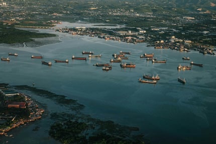 Critical Supply Chain Strategies To Navigate Tariff Turbulence in 2025 [DOWNLOAD] Fetured Image