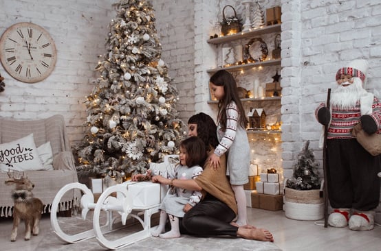 How To Build Engaging Holiday Shopping Experiences in 5 Simple Steps