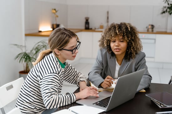 Expert Insights on How To Build Trust with Modern B2B Ecommerce Buyers