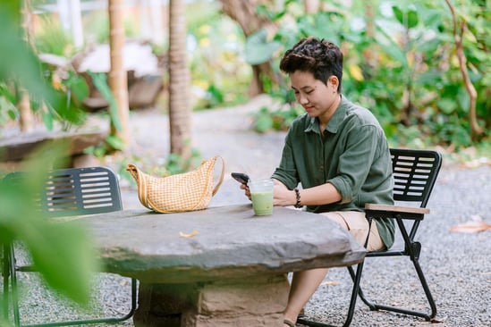 Cross-Border Ecommerce: How Third-Party Validation, Reviews, and Transparent Policies Drive Consumer Confidence