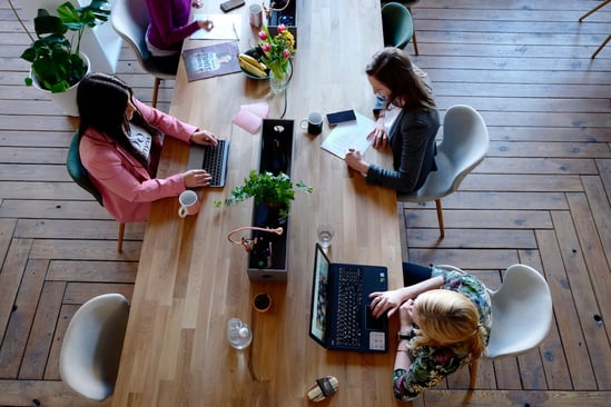 Is AI Elevating Jobs for Ecommerce Teams? (Here’s What Experts Say)