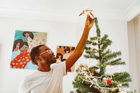 Top Predictions for 2025 Holiday Shopping Trends [DOWNLOAD]
