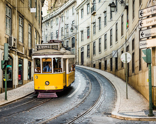 Olá Lisboa New Salsify EMEA Office | Salsify